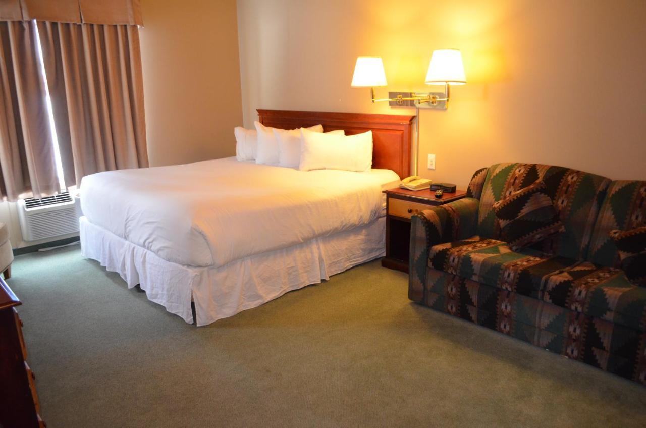 Hotel Lakes Waterton Park