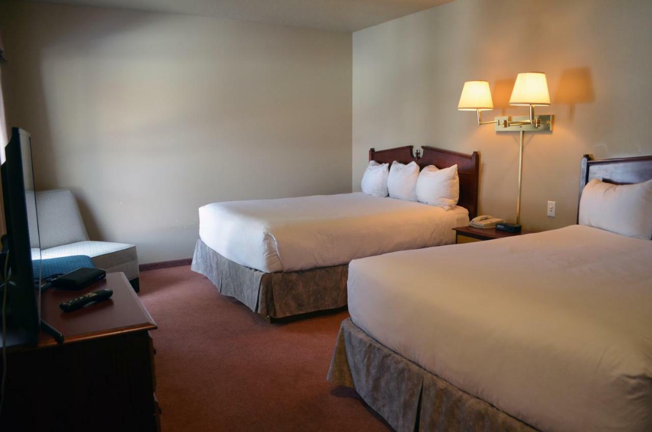 Hotel Lakes